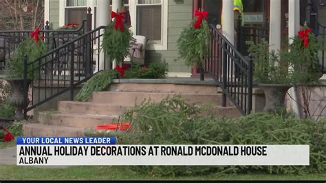 Annual holiday decorations put on Albany Ronald McDonald House